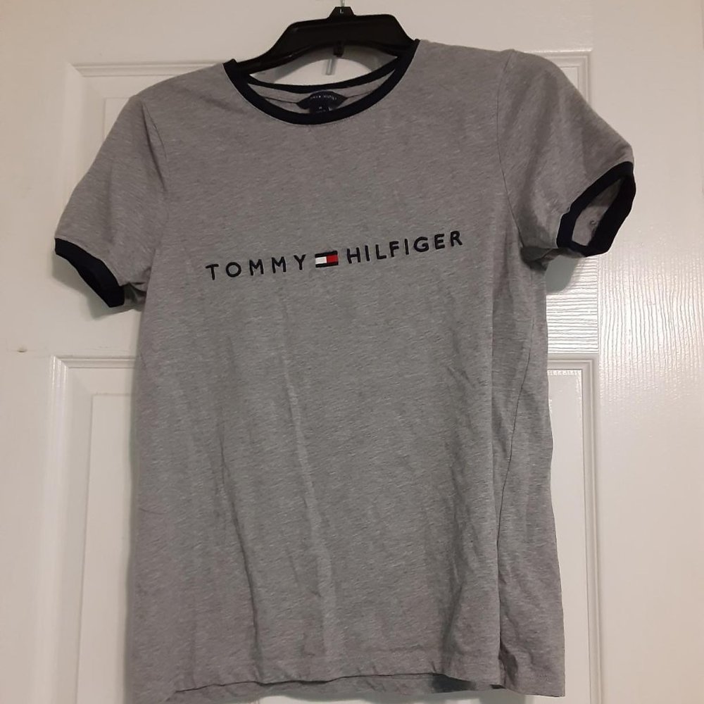 Women's Vintage Embroidered Grey Tommy Hilfiger T-Shirt